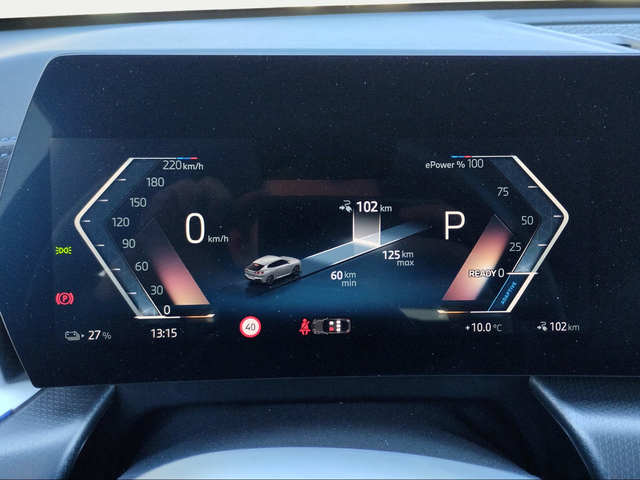 BMW iX2 eDrive20 color Gris. Año 2025. 150KW(204CV). Eléctrico. En concesionario San Rafael Motor, S.L. de Córdoba