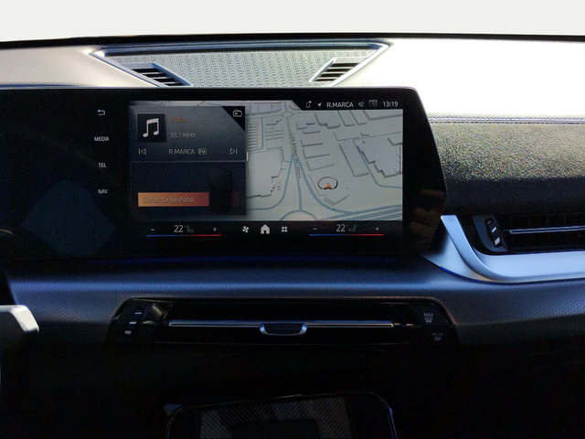 BMW iX2 eDrive20 color Gris. Año 2025. 150KW(204CV). Eléctrico. En concesionario San Rafael Motor, S.L. de Córdoba