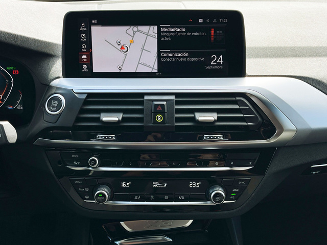 BMW X3 xDrive20d color Blanco. Año 2021. 140KW(190CV). Diésel. En concesionario Murcia Premium S.L. AV DEL ROCIO de Murcia