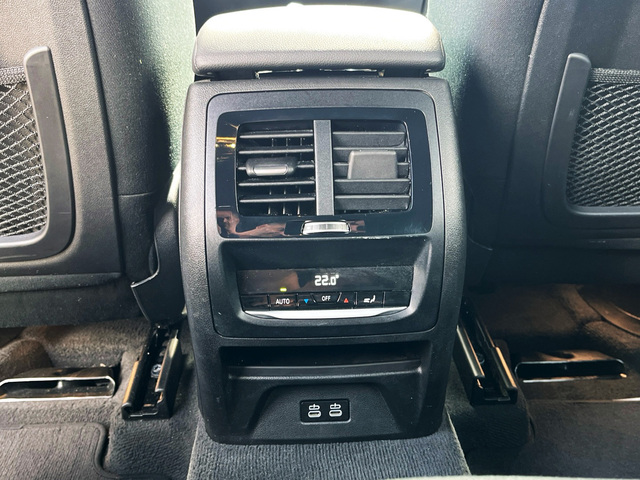 BMW X3 xDrive20d color Blanco. Año 2021. 140KW(190CV). Diésel. En concesionario Murcia Premium S.L. AV DEL ROCIO de Murcia