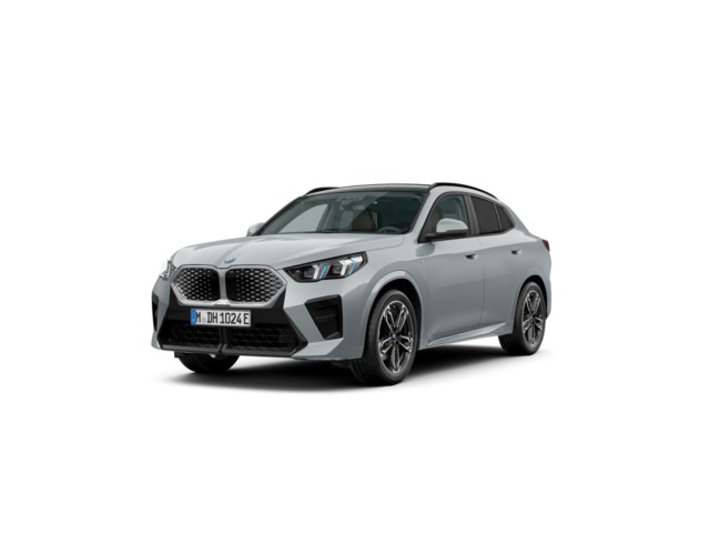 BMW iX2 xDrive30 color Gris. Año 2024. 230KW(313CV). Eléctrico. En concesionario Carteya Motor | Campo de Gibraltar de Cádiz