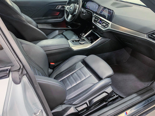 BMW Serie 2 220i Coupe color Gris. Año 2022. 135KW(184CV). Gasolina. En concesionario Barcelona Premium -- GRAN VIA de Barcelona