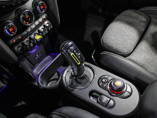 fotoG 14 del MINI MINI 3 Puertas Cooper SE 135 kW (184 CV) 184cv Eléctrico del 2020 en Barcelona