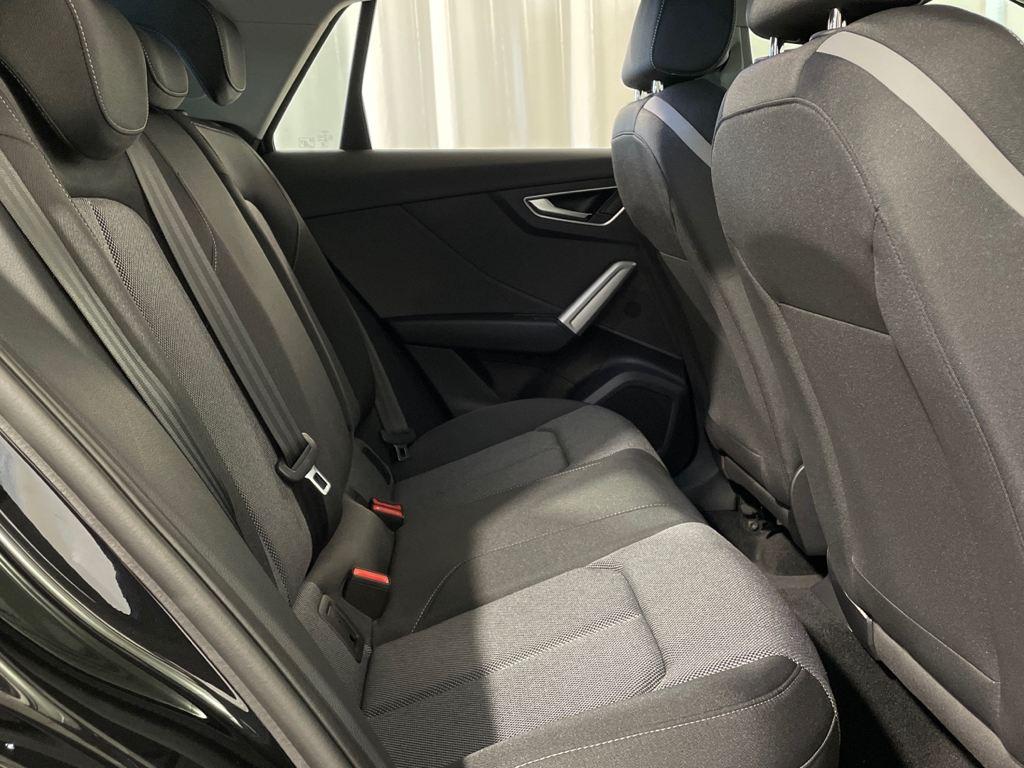 Audi Q2 35 TDI - 8