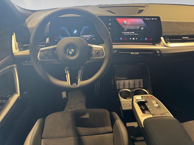 Foto 11 BMW iX2 xDrive30 230 kW (313 CV)