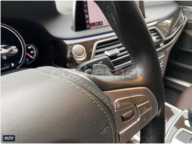 BMW Serie 7 740e iPerformance 240 kW (326 CV)