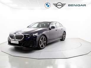 Fotos de BMW Serie 5 520d color Negro. Año 2024. 145KW(197CV). Diésel. En concesionario Móvil Begar Alicante de Alicante