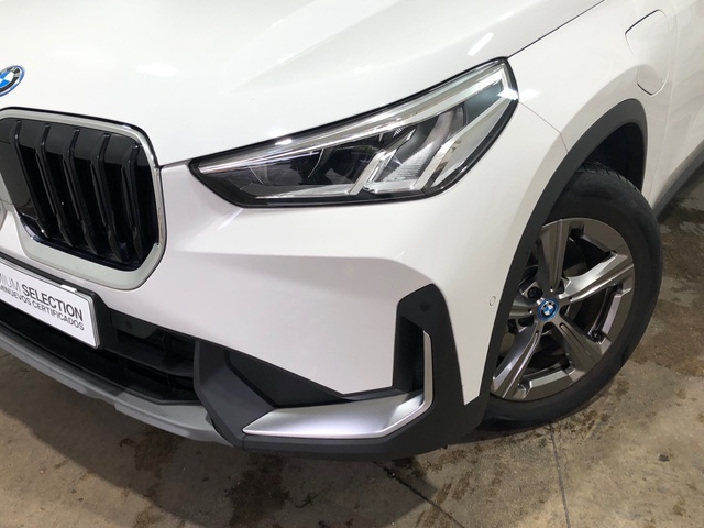 BMW X1 xDrive25e color Blanco. Año 2024. 180KW(245CV). Híbrido Electro/Gasolina. En concesionario Movilnorte Las Rozas de Madrid