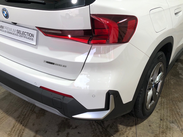 BMW X1 xDrive25e color Blanco. Año 2024. 180KW(245CV). Híbrido Electro/Gasolina. En concesionario Movilnorte Las Rozas de Madrid