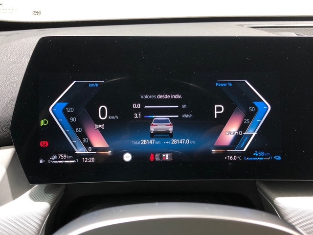 BMW X1 xDrive25e color Blanco. Año 2024. 180KW(245CV). Híbrido Electro/Gasolina. En concesionario Movilnorte Las Rozas de Madrid