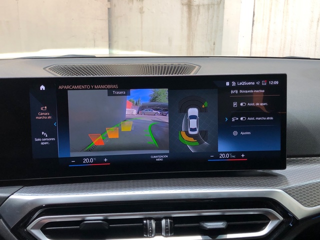 BMW Serie 3 320d color Blanco. Año 2024. 140KW(190CV). Híbrido Electro/Diesel. En concesionario Movilnorte El Carralero de Madrid