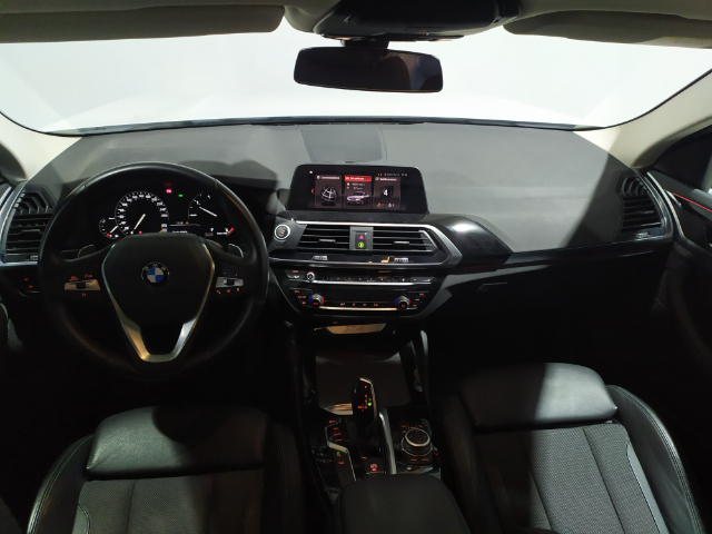BMW X4 xDrive20d color Blanco. Año 2021. 140KW(190CV). Diésel. En concesionario Hispamovil Elche de Alicante