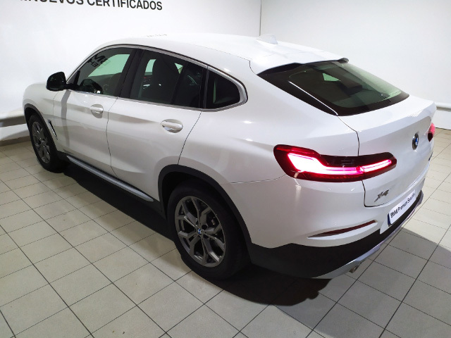 BMW X4 xDrive20d color Blanco. Año 2021. 140KW(190CV). Diésel. En concesionario Hispamovil Elche de Alicante