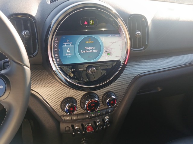 fotoG 12 del MINI MINI Countryman Cooper 100 kW (136 CV) 136cv Gasolina del 2022 en Vizcaya