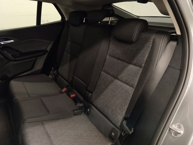 BMW iX2 xDrive30 color Gris. Año 2025. 230KW(313CV). Eléctrico. En concesionario Autoberón de La Rioja