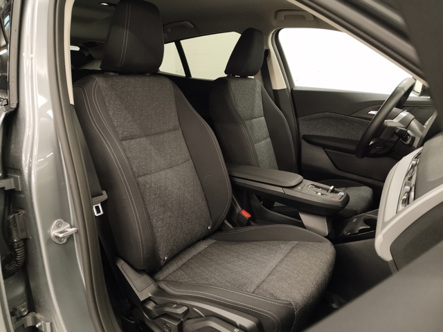 BMW iX2 xDrive30 color Gris. Año 2025. 230KW(313CV). Eléctrico. En concesionario Autoberón de La Rioja