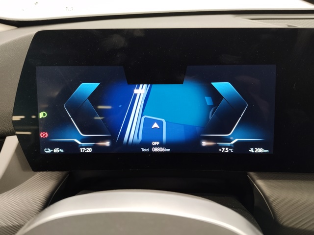 BMW iX2 xDrive30 color Gris. Año 2025. 230KW(313CV). Eléctrico. En concesionario Autoberón de La Rioja