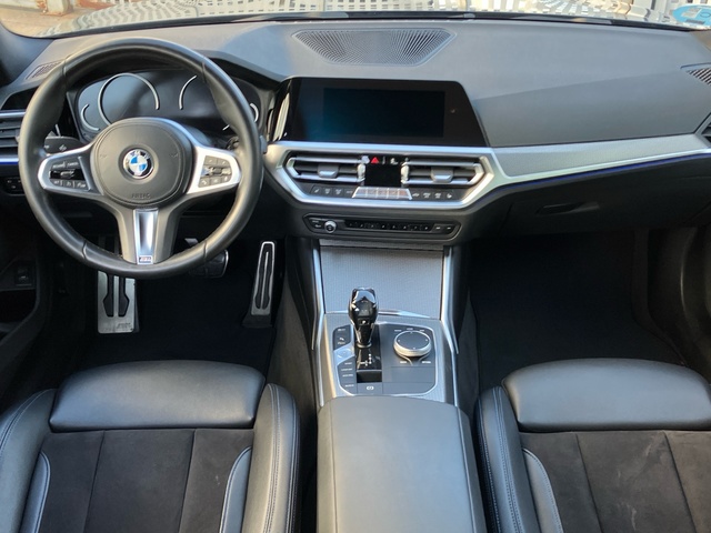 BMW Serie 3 318d color Gris. Año 2020. 110KW(150CV). Diésel. En concesionario Bernesga Motor León (Bmw y Mini) de León