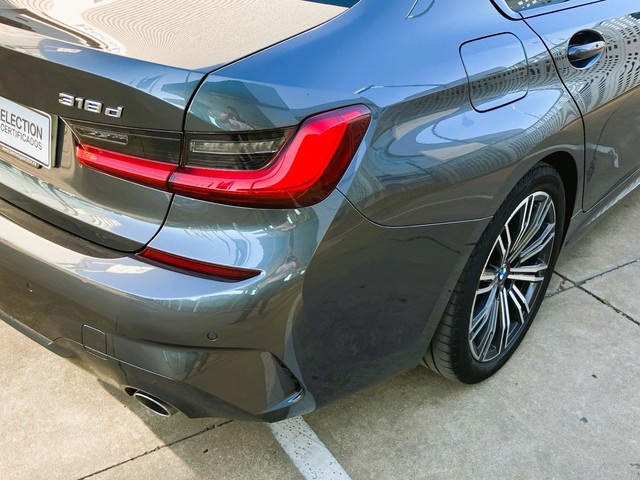 BMW Serie 3 318d color Gris. Año 2020. 110KW(150CV). Diésel. En concesionario Bernesga Motor León (Bmw y Mini) de León