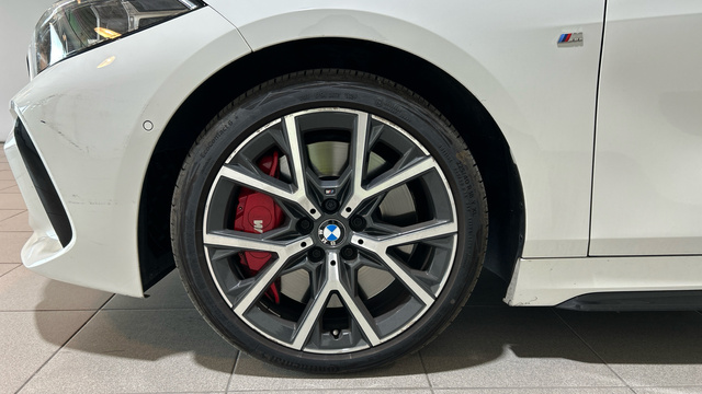 BMW Serie 1 128ti color Blanco. Año 2021. 195KW(265CV). Gasolina. En concesionario BYmyCAR Madrid - Alcalá de Madrid