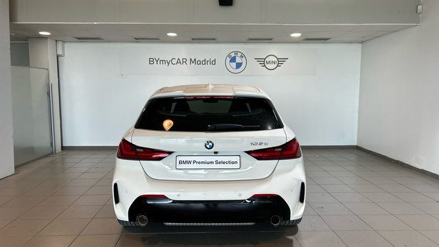 BMW Serie 1 128ti color Blanco. Año 2021. 195KW(265CV). Gasolina. En concesionario BYmyCAR Madrid - Alcalá de Madrid
