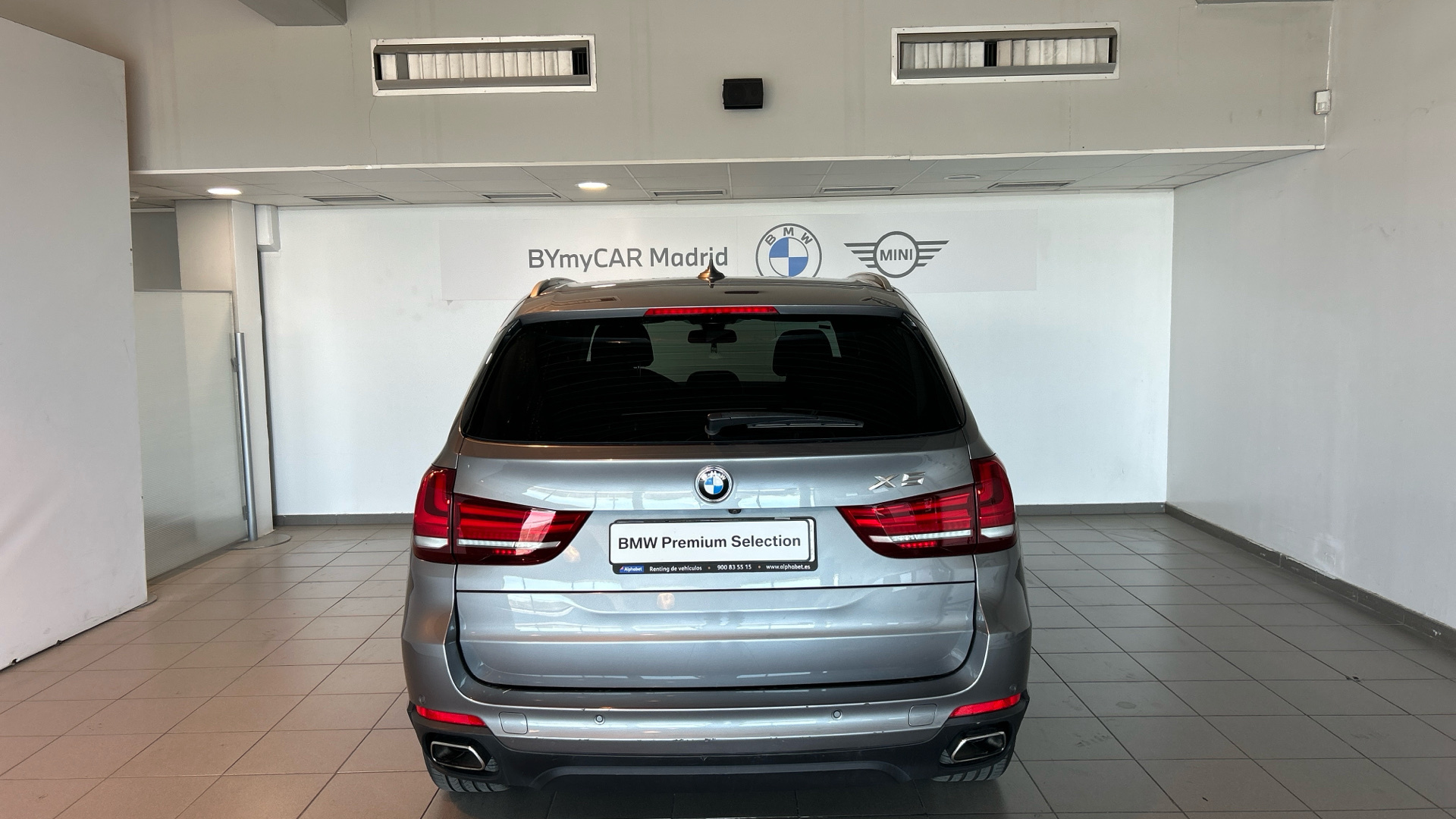 BMW X5 xDrive30d color Gris. Año 2019. 190KW(258CV). Diésel. En concesionario BYmyCAR Madrid - Alcalá de Madrid