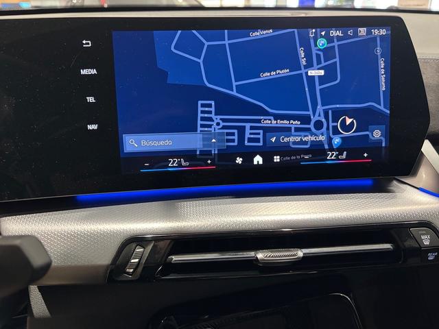 Foto 12 BMW iX2 eDrive20 150 kW (204 CV)