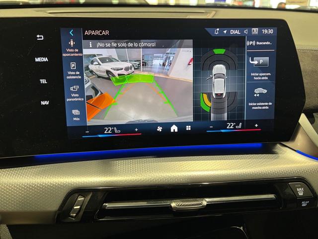 Foto 13 BMW iX2 eDrive20 150 kW (204 CV)