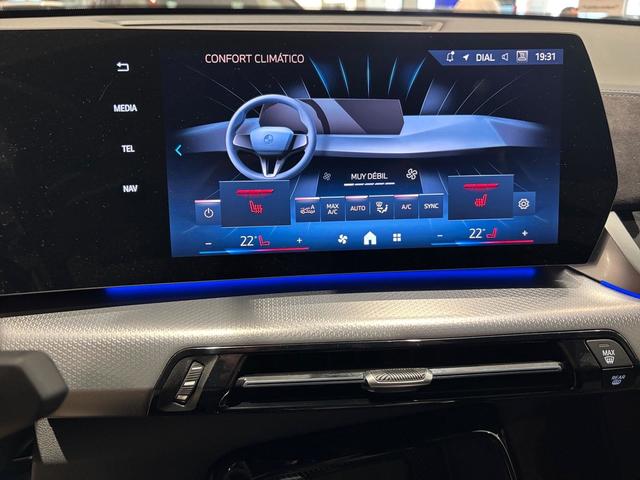 Foto 15 BMW iX2 eDrive20 150 kW (204 CV)