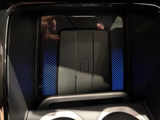 Foto 17 BMW iX2 eDrive20 150 kW (204 CV)