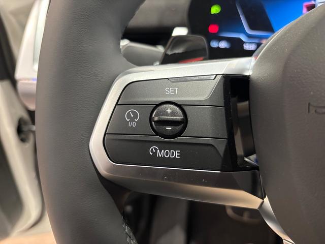 Foto 20 BMW iX2 eDrive20 150 kW (204 CV)