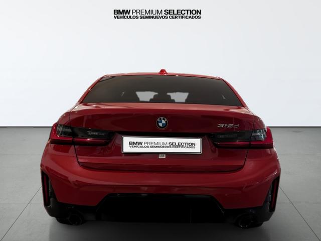 BMW Serie 3 318d color Rojo. Año 2024. 110KW(150CV). Diésel. En concesionario Automotor Costa, S.L.U. de Almería