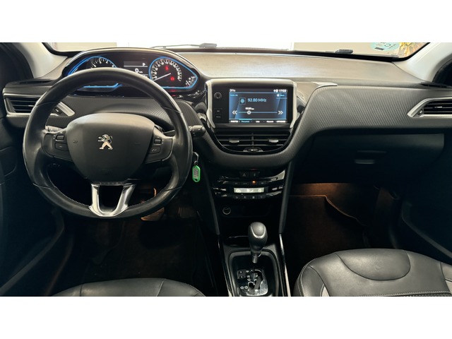 Peugeot 2008 PureTech 110 S&S Allure EAT6 81 kW (110 CV)