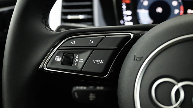 Audi A1 Sportback Adrenalin edition 30 TFSI 85 kW (116 CV) S tronic 11