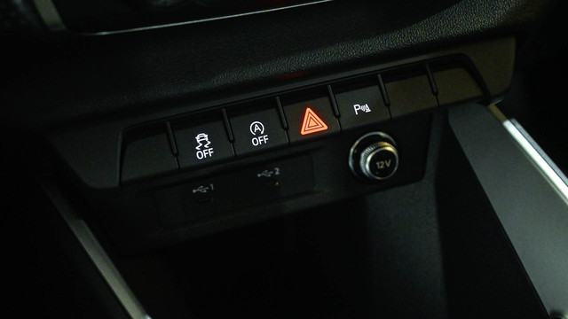 Audi A1 Sportback Adrenalin edition 30 TFSI 85 kW (116 CV) S tronic 15