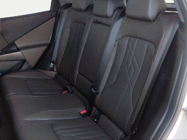 BMW X3 xDrive20d color Blanco. Año 2024. 145KW(197CV). Diésel. En concesionario San Rafael Motor, S.L. de Córdoba