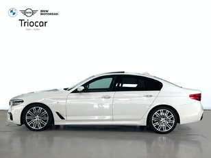 Fotos de BMW Serie 5 520d color Blanco. Año 2020. 140KW(190CV). Diésel. En concesionario Triocar Gijón (Bmw y Mini) de Asturias