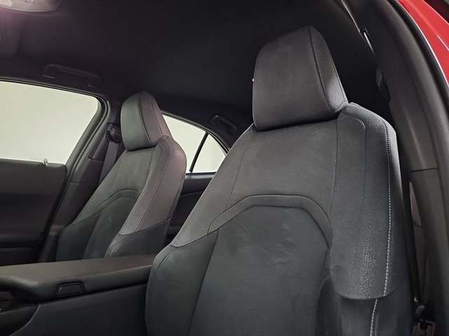 Foto 8 Lexus UX 250h Business 2WD 135 kW (184 CV)