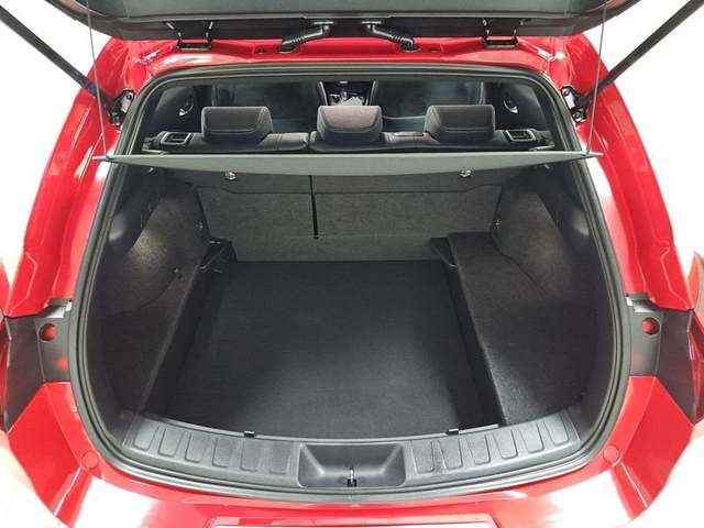 Foto 40 Lexus UX 250h Business 2WD 135 kW (184 CV)