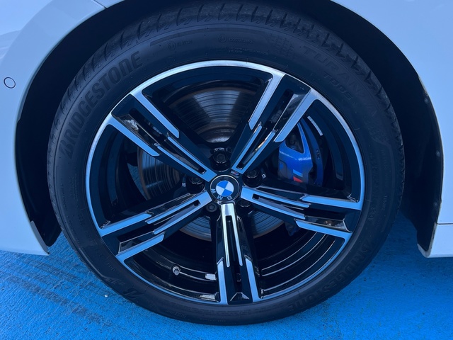 BMW Serie 4 430i Coupe color Blanco. Año 2023. 190KW(258CV). Gasolina. En concesionario Grünblau Motor (Bmw y Mini) de Cantabria