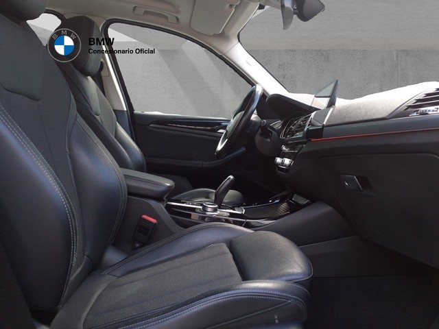 BMW X3 xDrive20d color Gris. Año 2018. 140KW(190CV). Diésel. En concesionario BMW Eresma Motor Segovia de Segovia