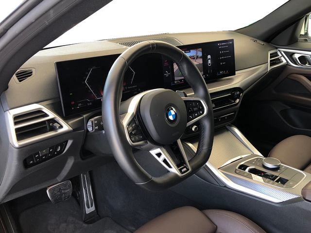 BMW Serie 4 420d Gran Coupe color Blanco. Año 2024. 140KW(190CV). Diésel. En concesionario Vehinter Getafe de Madrid