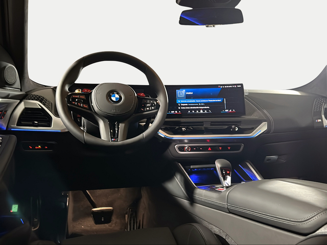 BMW XM XM 480 color Negro. Año 2025. 480KW(653CV). Híbrido Electro/Gasolina. En concesionario San Pablo Motor | Su Eminencia de Sevilla