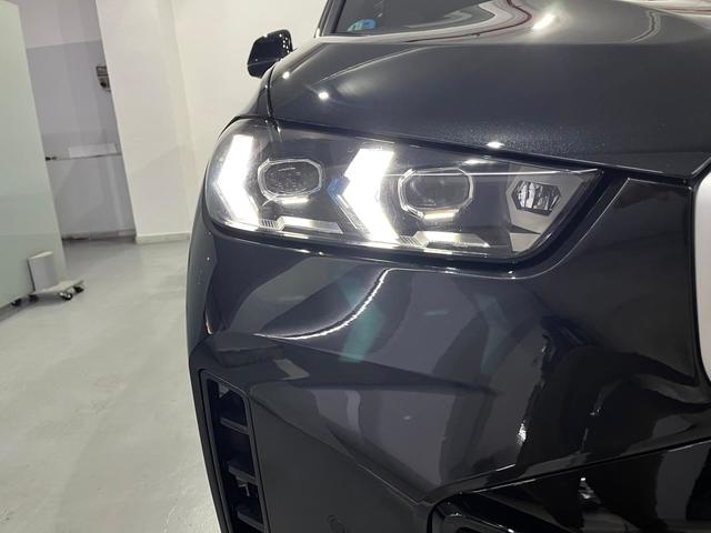 BMW X5 xDrive30d color Negro. Año 2024. 219KW(298CV). Diésel. En concesionario Unicars Ponent de Lleida