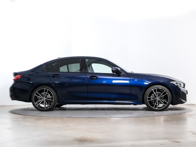 BMW Serie 3 318d color Azul. Año 2025. 110KW(150CV). Diésel. En concesionario Oliva Motor Tarragona de Tarragona
