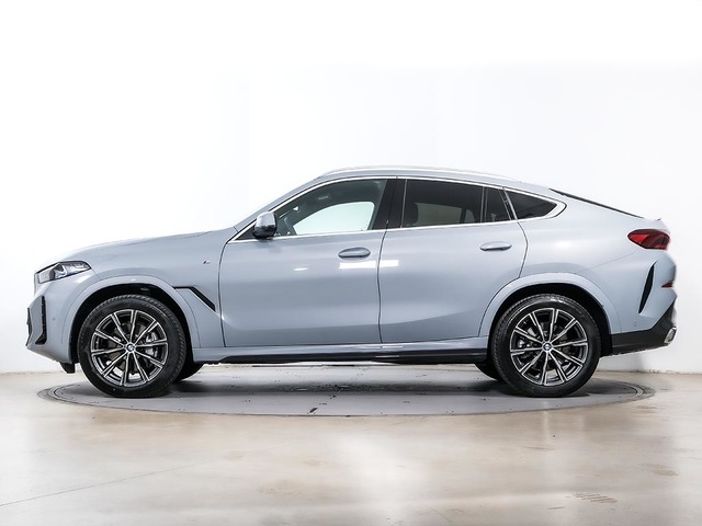 BMW X6 xDrive30d color Gris. Año 2025. 210KW(286CV). Diésel. En concesionario Oliva Motor Tarragona de Tarragona