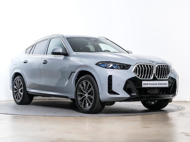 BMW X6 xDrive30d color Gris. Año 2025. 210KW(286CV). Diésel. En concesionario Oliva Motor Tarragona de Tarragona