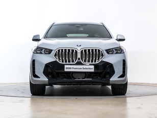 Fotos de BMW X6 xDrive30d color Gris. Año 2025. 210KW(286CV). Diésel. En concesionario Oliva Motor Tarragona de Tarragona