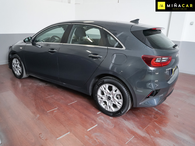 Foto 4 Kia Ceed 1.0 MHEV Drive DCT 88 kW (120 CV)
