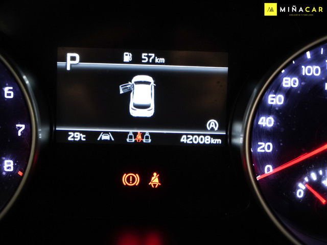 Foto 8 Kia Ceed 1.0 MHEV Drive DCT 88 kW (120 CV)